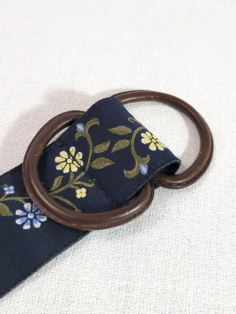 NWT Eddie Bauer Navy Blue Floral Jacquard Ribbon Leather O-Ring Belt M